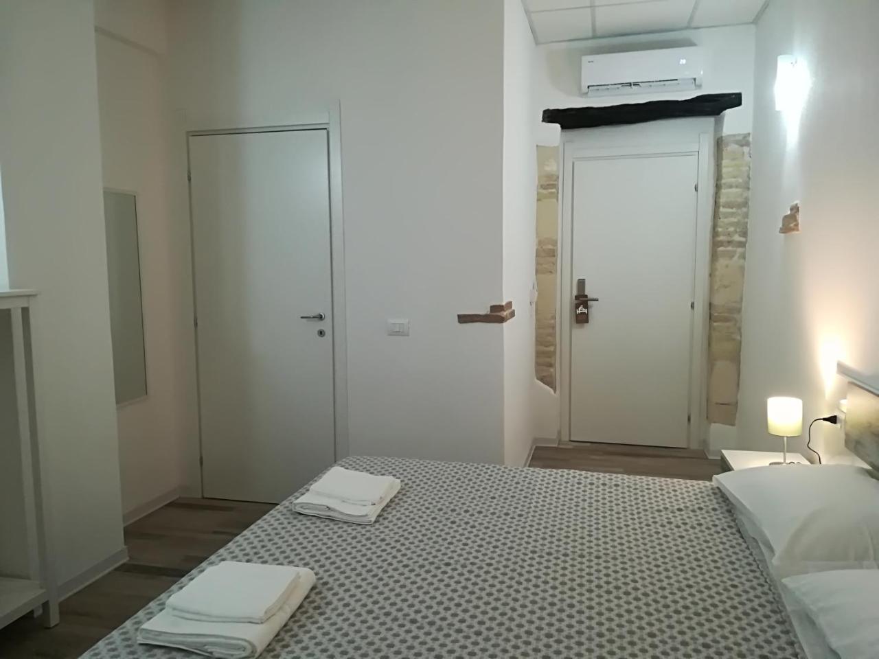 칼리아리 B.House B&B 외부 사진